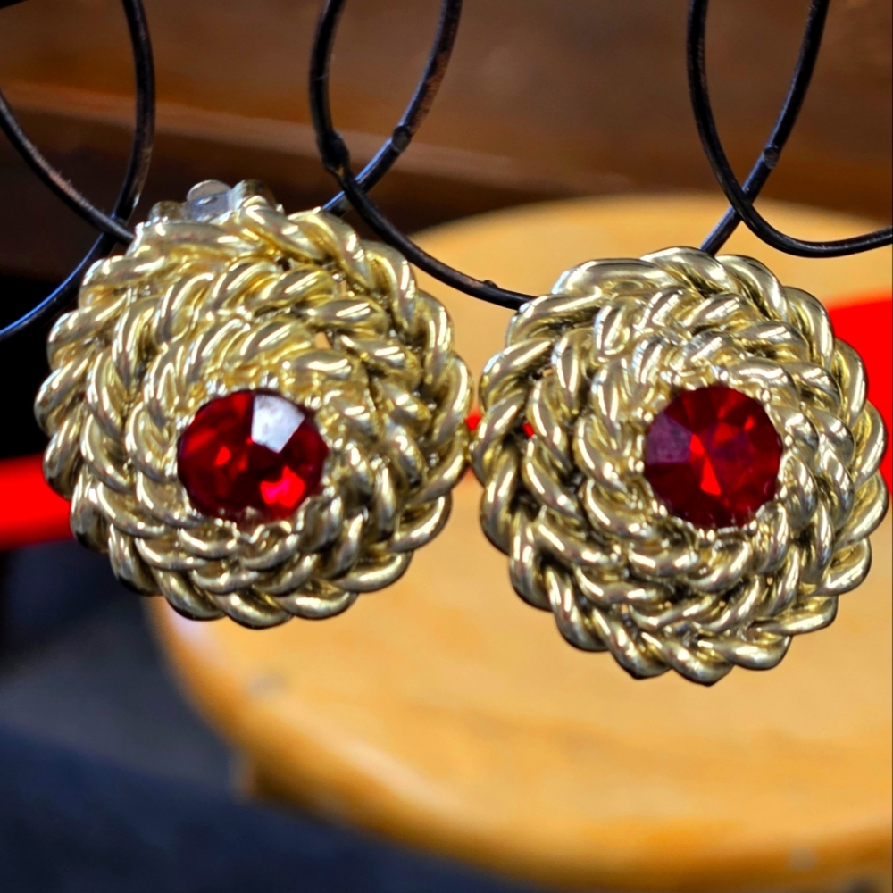 Vintage Coro Clip-on earrings